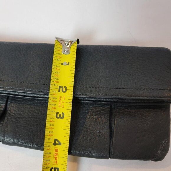 Kenneth Cole New York Leather Wristlet - Sleek and Secure - Picture 11 of 11
